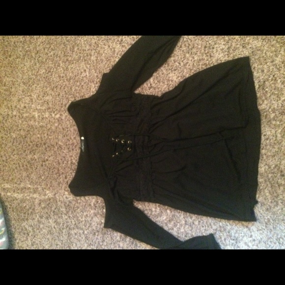 Black off the shoulder top - Picture 3 of 3